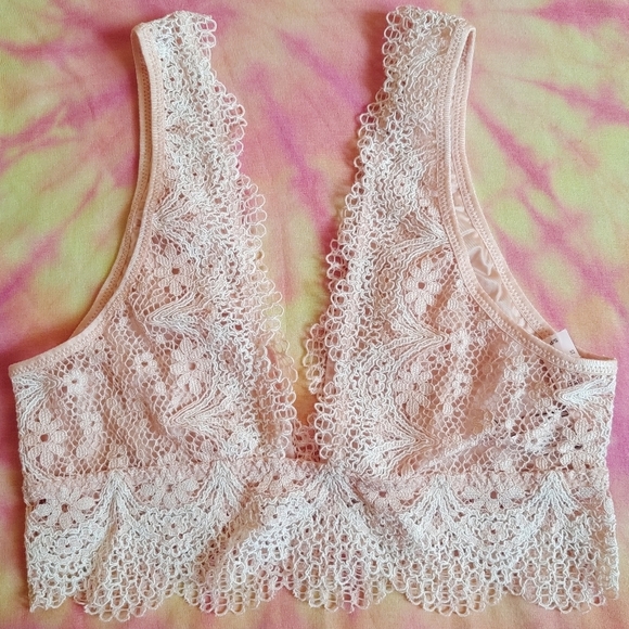 NWT Victoria's Secret Lace Bralette: Small - Picture 5 of 7